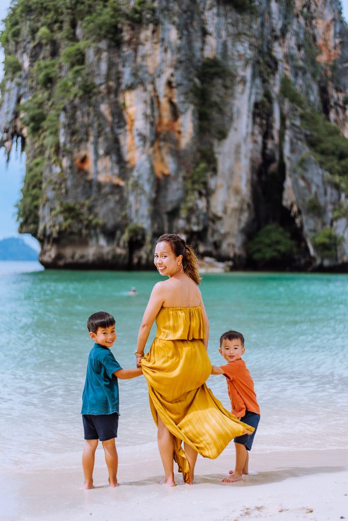 Family photo shoot, Family photographer, family photographer at Railay Krabi, honeymoon, Krabi honeymoon photographer, Krabi photographer, Krabi photography, Krabi vacation photographer, Krabi wedding photographer