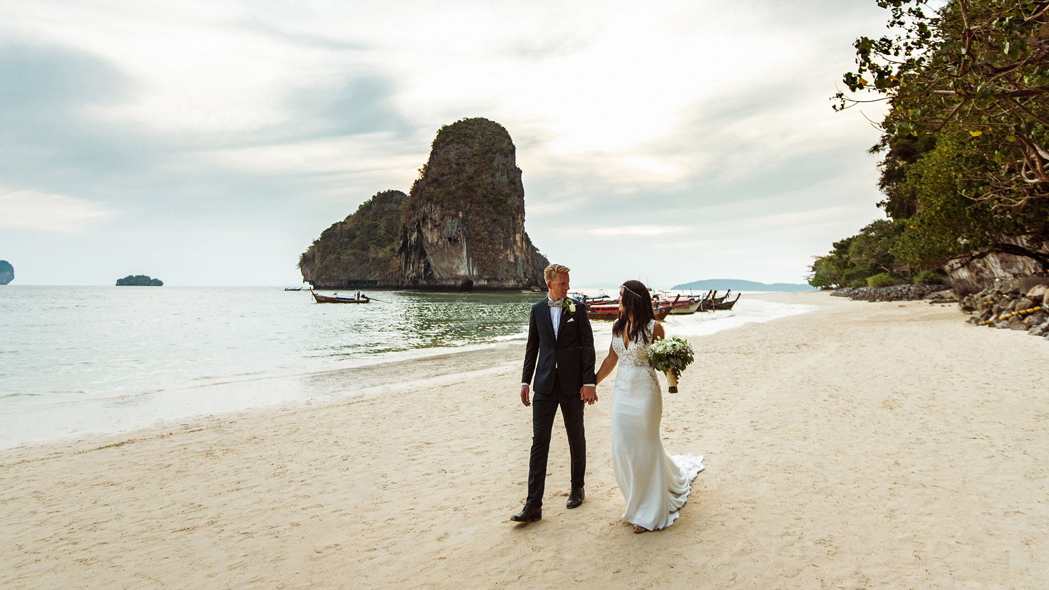 Wedding photography at Railay, Rayavadee