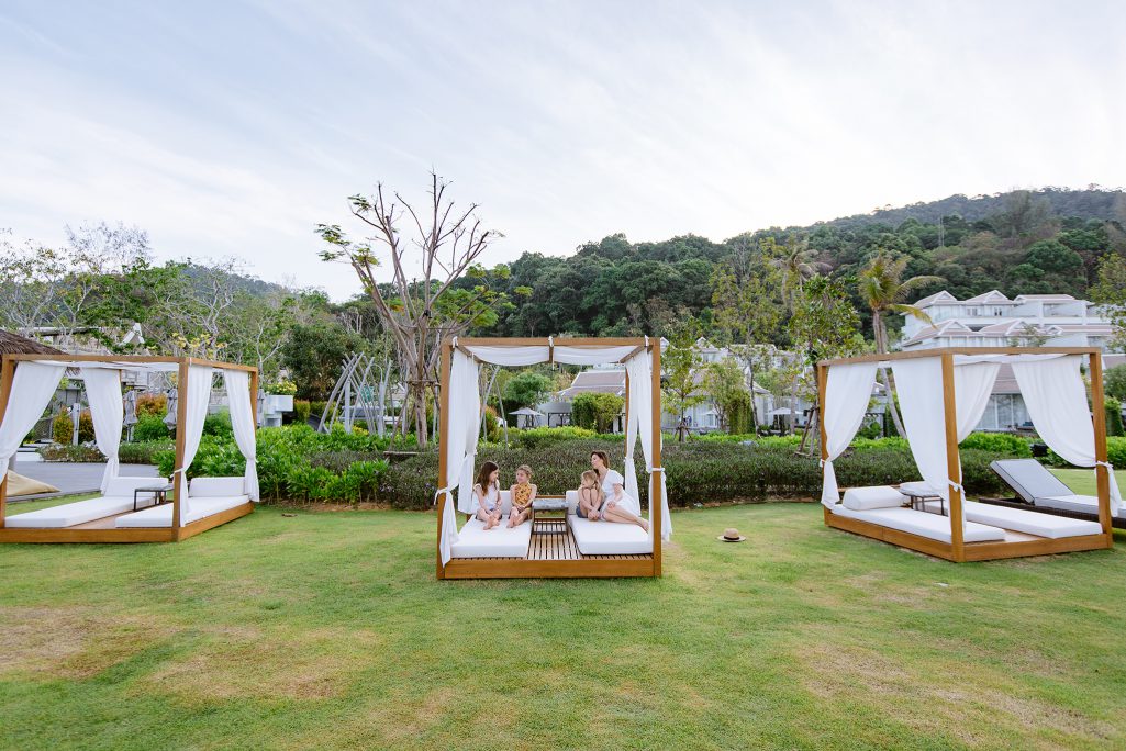 Banyantree Krabi, Family photo shoot, Family photographer, Krabi family photographer, Krabi photographer, Krabi photography, Krabi vacation photographer, Krabi wedding photographer, ช่างภาพกระบี่, ช่างภาพราคาถูก กระบี่, ถ่ายภาพครอบครัวกระบี่, ถ่ายรูปครอบครัวกระบี่, บันยันทรีกระบี่, หาช่างภาพ ถ่ายภาพส่วนตัวในจังหวัดกระบี่, หาช่างภาพกระบี่ ถ่ายภาพครอบครัว, หาช่างภาพถ่ายภาพครอบครัวริมทะเล กระบี่, หาช่างภาพในจังหวัดกระบี่, โรงแรมบันยันทรี กระบี่