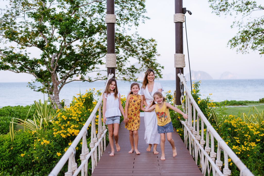 Banyantree Krabi, Family photo shoot, Family photographer, Krabi family photographer, Krabi photographer, Krabi photography, Krabi vacation photographer, Krabi wedding photographer, ช่างภาพกระบี่, ช่างภาพราคาถูก กระบี่, ถ่ายภาพครอบครัวกระบี่, ถ่ายรูปครอบครัวกระบี่, บันยันทรีกระบี่, หาช่างภาพ ถ่ายภาพส่วนตัวในจังหวัดกระบี่, หาช่างภาพกระบี่ ถ่ายภาพครอบครัว, หาช่างภาพถ่ายภาพครอบครัวริมทะเล กระบี่, หาช่างภาพในจังหวัดกระบี่, โรงแรมบันยันทรี กระบี่