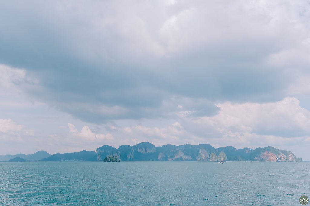 Blue voyage krabi, Blue Voyage กระบี่, ช่างภาพถ่ายภาพบนเรือ, หาช่างภาพถ่ายภาพบนเรือ กระบี่, ช่างภาพ ถ่ายภาพทริปเที่ยวเกาะ กระบี่, ช่างภาพกระบี่, ช่างภาพเรือยอร์ช กระบี่, หาช่างภาพถ่ายภาพทริปเที่ยวเกาะกระบี่, Yacht photographer krabi, Krabi Yacht photographer, Yacht trip, ล่องเรือใบกระบี่, ทริปล่องเรือกระบี่, Luxury yacht krabi, เหมาลำเรือใบทริปส่วนตัวกระบี่, หาเรือใบเช่าเหมาลำทริปส่วนตัวกระบี่
