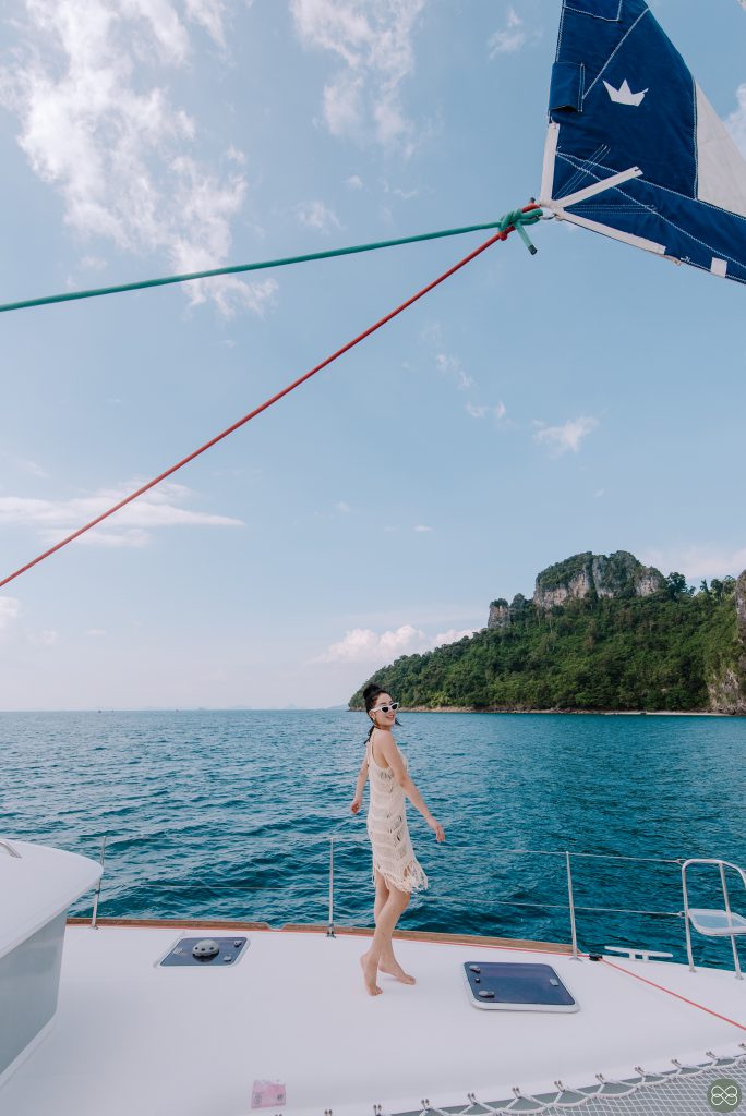 Blue voyage krabi, Blue Voyage กระบี่, ช่างภาพถ่ายภาพบนเรือ, หาช่างภาพถ่ายภาพบนเรือ กระบี่, ช่างภาพ ถ่ายภาพทริปเที่ยวเกาะ กระบี่, ช่างภาพกระบี่, ช่างภาพเรือยอร์ช กระบี่, หาช่างภาพถ่ายภาพทริปเที่ยวเกาะกระบี่, Yacht photographer krabi, Krabi Yacht photographer, Yacht trip, ล่องเรือใบกระบี่, ทริปล่องเรือกระบี่, Luxury yacht krabi, เหมาลำเรือใบทริปส่วนตัวกระบี่, หาเรือใบเช่าเหมาลำทริปส่วนตัวกระบี่
