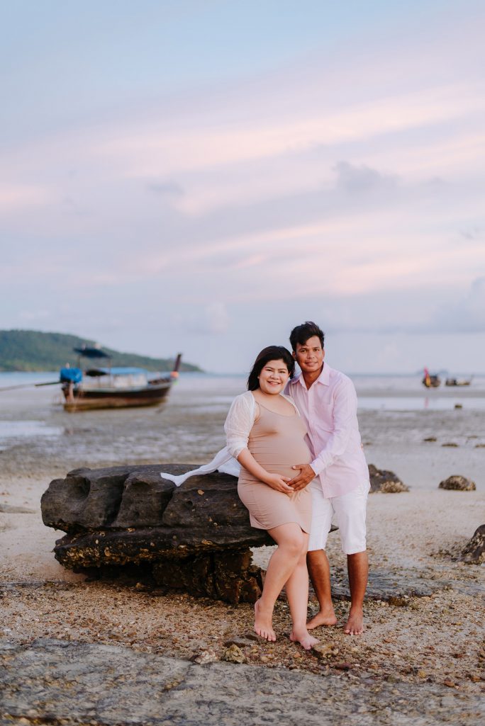 Krabi Pregnant photographer, Krabi Pregnancy photographer, Pregnant photographer at Aonang Krabi, Pregnancy photographer at Aonang Krabi, Pregnant photography at Aonang Krabi, Pregnancy photography at Aonang Krabi, Pregnant photoshoot at Aonang Krabi, Krabi Pregnant photo, Krabi Pregnant photos, Krabi Pregnancy photo, ช่างภาพถ่ายภาพคนท้องกระบี่, ช่างภาพถ่ายภาพตอนท้องที่กระบี่, ช่างภาพถ่ายภาพคนท้องที่กระบี่, หาช่างภาพถ่ายภาพคนท้องที่อ่าวนาง กระบี่, หาช่างภาพถ่ายภาพตอนท้องที่กระบี่, หาช่างภาพถ่ายคนท้องในอ่าวนาง กระบี่, Pregnant, Pregnancy, สถานที่สวยๆในกระบี่, ช่างภาพกระบี่ราคาถูก, หาช่างภาพถ่ายภาพตอนท้อง ถ่ายภาพคนท้อง โรงแรม ในอ่าวนาง