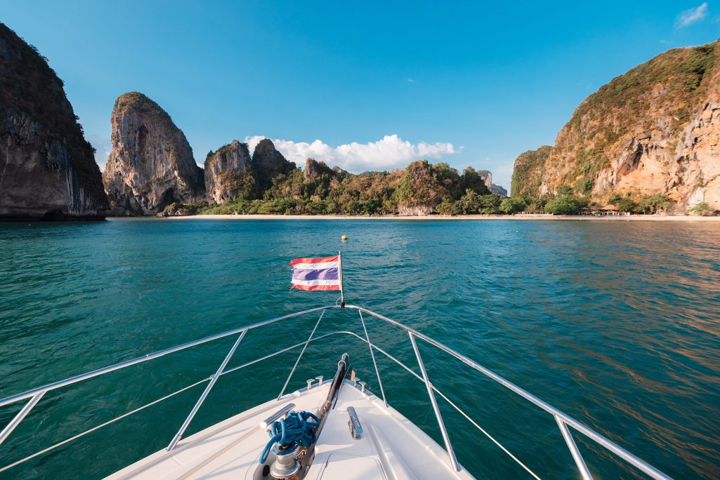 กระบี่, ช่างภาพถ่ายภาพบนเรือ, หาช่างภาพถ่ายภาพบนเรือ กระบี่, ช่างภาพ ถ่ายภาพทริปเที่ยวเกาะ กระบี่, ช่างภาพกระบี่, ช่างภาพเรือยอร์ช กระบี่, หาช่างภาพถ่ายภาพทริปเที่ยวเกาะกระบี่, Yacht photographer krabi, Krabi Yacht photographer, Yacht trip, ล่องเรือใบกระบี่, ทริปล่องเรือกระบี่, Luxury yacht krabi, เหมาลำเรือใบทริปส่วนตัวกระบี่, หาเรือใบเช่าเหมาลำทริปส่วนตัวกระบี่, Portrait, Travel, Krabi trip, Vacation in Krabi, Krabi charter Yacht, Krabi Luxury Yacht, ช่างภาพเกาะพีพี, ช่างภาพถ่ายภาพบนเรือในกระบี่