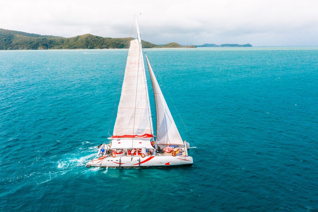 เรือใบเช่าเหมาลำภูเก็ต, เช่าเรือยอร์ชภูเก็ต, หาเรือใบภูเก็ต, เรือใบภูเก็ต, เช่าเรือยอร์ชภูเก็ต, หาเรือใบไปทริปภูเก็ต, วันเดย์ทริปภูเก็ต, sailing yacht phuket, Phuket sailing yacht, Phuket Yacht photographer, หาช่างภาพถ่ายภาพบนเรือยอร์ชภูเก็ต, ช่างภาพเรือยอร์ชภูเก็ต, ช่างภาพเรือยอร์ชกระบี่