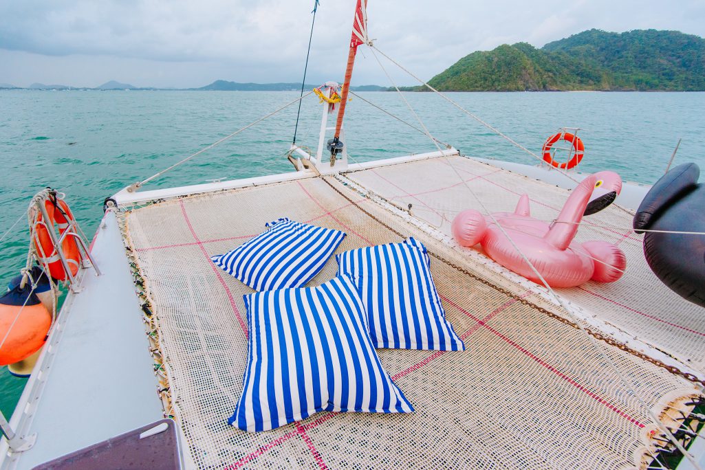 เรือใบเช่าเหมาลำภูเก็ต, เช่าเรือยอร์ชภูเก็ต, หาเรือใบภูเก็ต, เรือใบภูเก็ต, เช่าเรือยอร์ชภูเก็ต, หาเรือใบไปทริปภูเก็ต, วันเดย์ทริปภูเก็ต, sailing yacht phuket, Phuket sailing yacht, Phuket Yacht photographer, หาช่างภาพถ่ายภาพบนเรือยอร์ชภูเก็ต, ช่างภาพเรือยอร์ชภูเก็ต, ช่างภาพเรือยอร์ชกระบี่