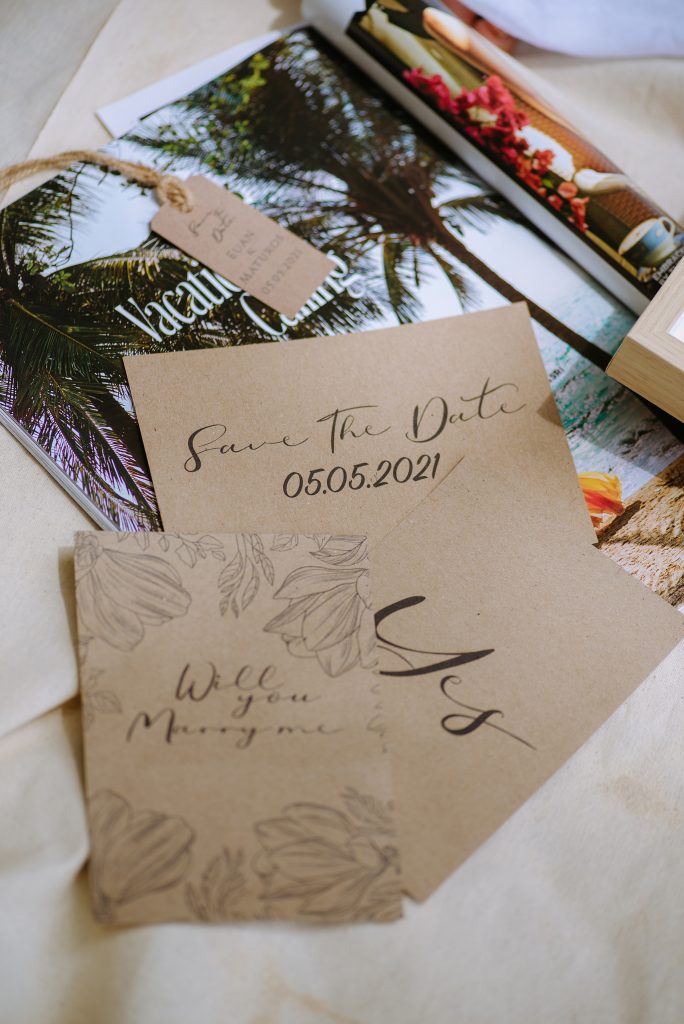 Krabi surprise proposal photographer, Krabi surprise proposal photography, Krabi surprise proposal photo at Hong island Krabi, Krabi surprise proposal planner, Krabi wedding planner, Krabi wedding decoration, Romantic on the beach at Krabi