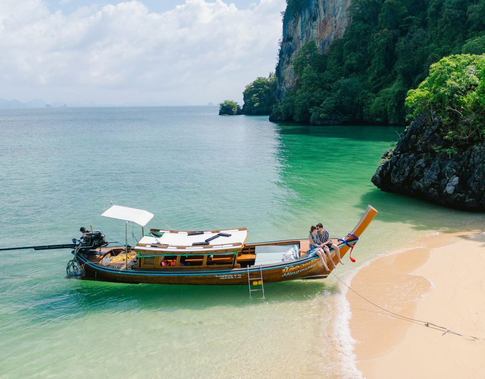 Hong Island, Krabi photographer, Krabi photography, Krabi Longtail boat, Krabi Longtail boat photographer, Krabi Long tail boat photography, Krabi longtail boat, Krabi Longtail boat photographer, Krabi Thailand, island trip, Krabi boat experience, Boat experience trip in Krabi, Krabi boat experience photography, Krabi Thailand, Honeymoon