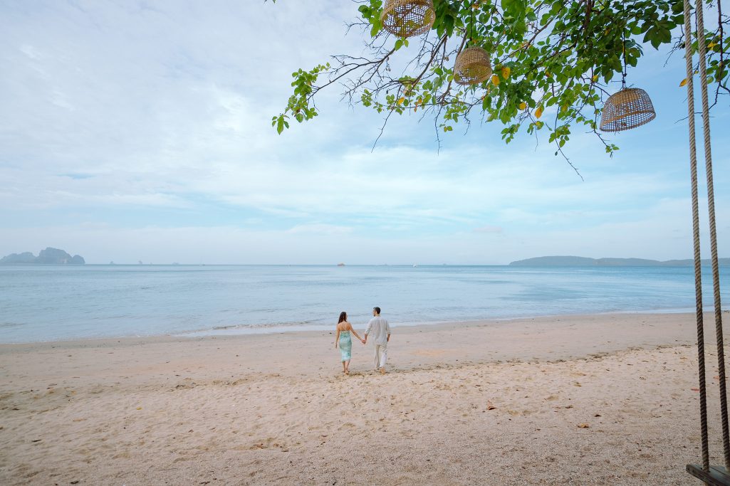 Couple, Couple photo shoot, Tub Kaek beach, Couple photography, Couple photographer, Krabi couple photo shoot