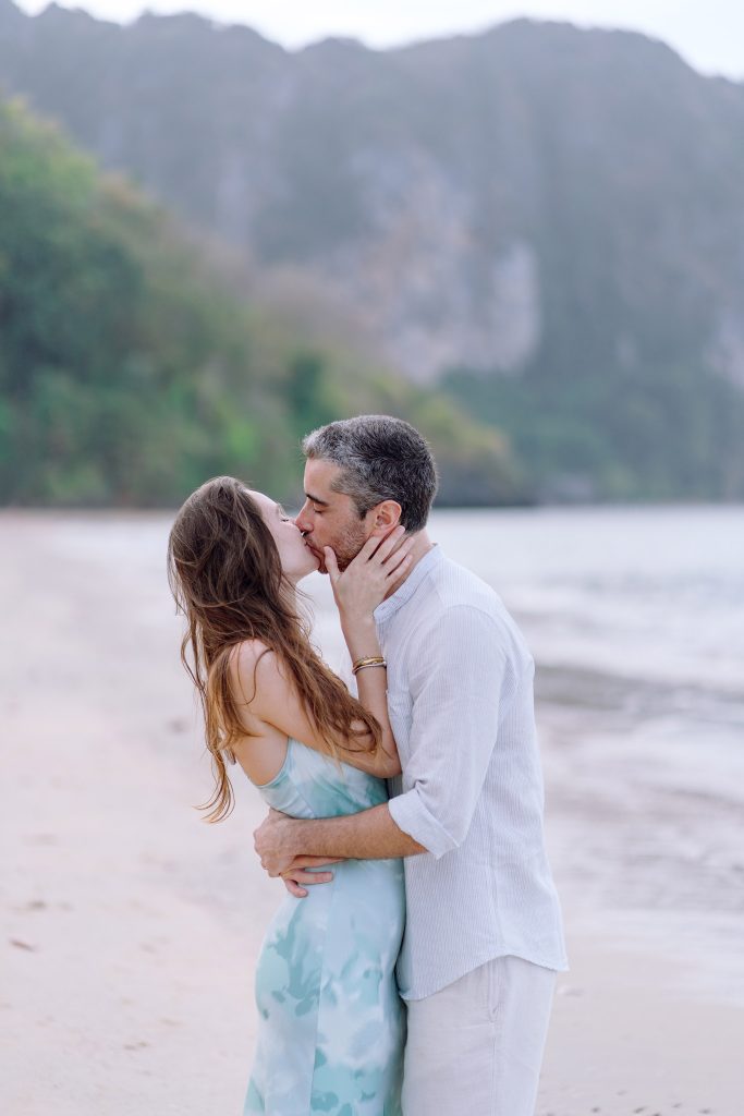 Couple, Couple photo shoot, Tub Kaek beach, Couple photography, Couple photographer, Krabi couple photo shoot