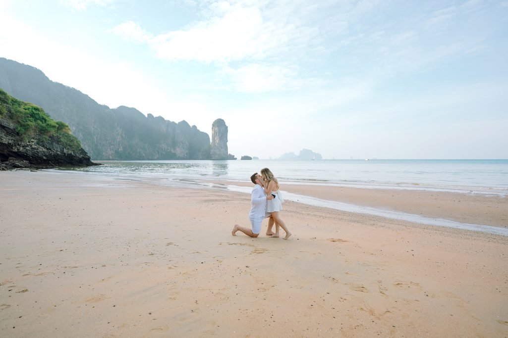 Couple, Couple photo shoot, Tub Kaek beach, Couple photography, Couple photographer, Krabi couple photo shoot
