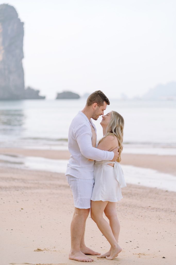 Couple, Couple photo shoot, Tub Kaek beach, Couple photography, Couple photographer, Krabi couple photo shoot