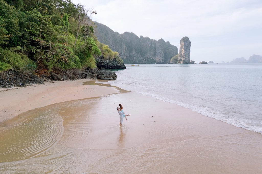 Couple, Couple photo shoot, Tub Kaek beach, Couple photography, Couple photographer, Krabi couple photo shoot
