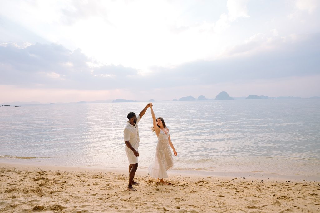 Couple, Couple photo shoot, Tub Kaek beach, Couple photography, Couple photographer, Krabi couple photo shoot