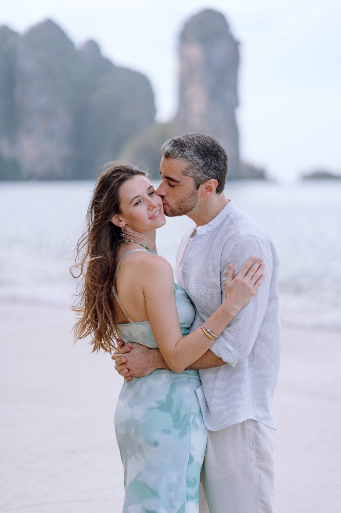 Couple, Couple photo shoot, Tub Kaek beach, Couple photography, Couple photographer, Krabi couple photo shoot