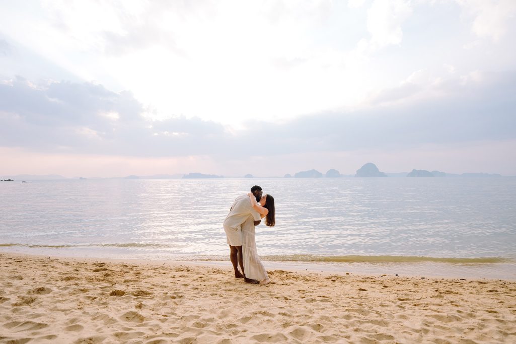 Couple, Couple photo shoot, Tub Kaek beach, Couple photography, Couple photographer, Krabi couple photo shoot