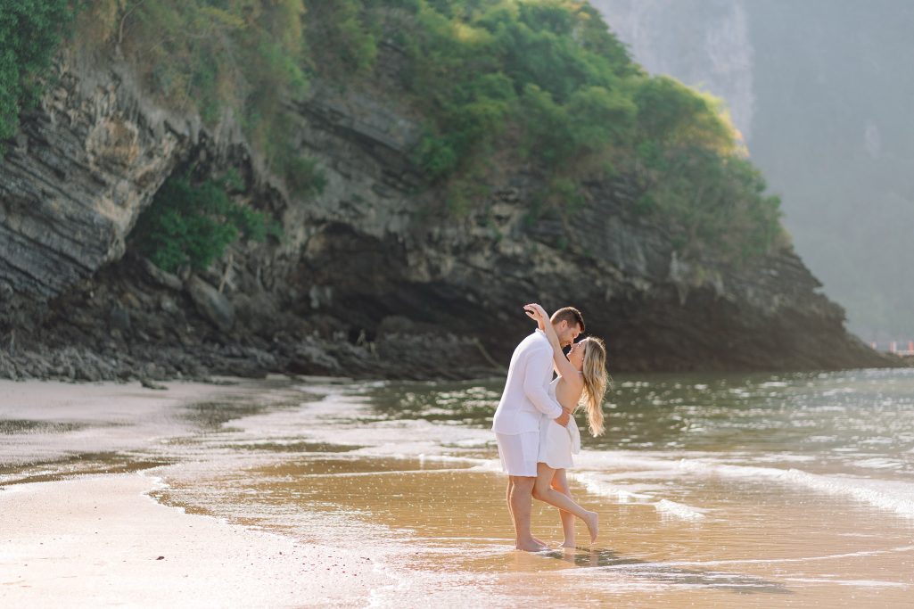 Couple, Couple photo shoot, Tub Kaek beach, Couple photography, Couple photographer, Krabi couple photo shoot