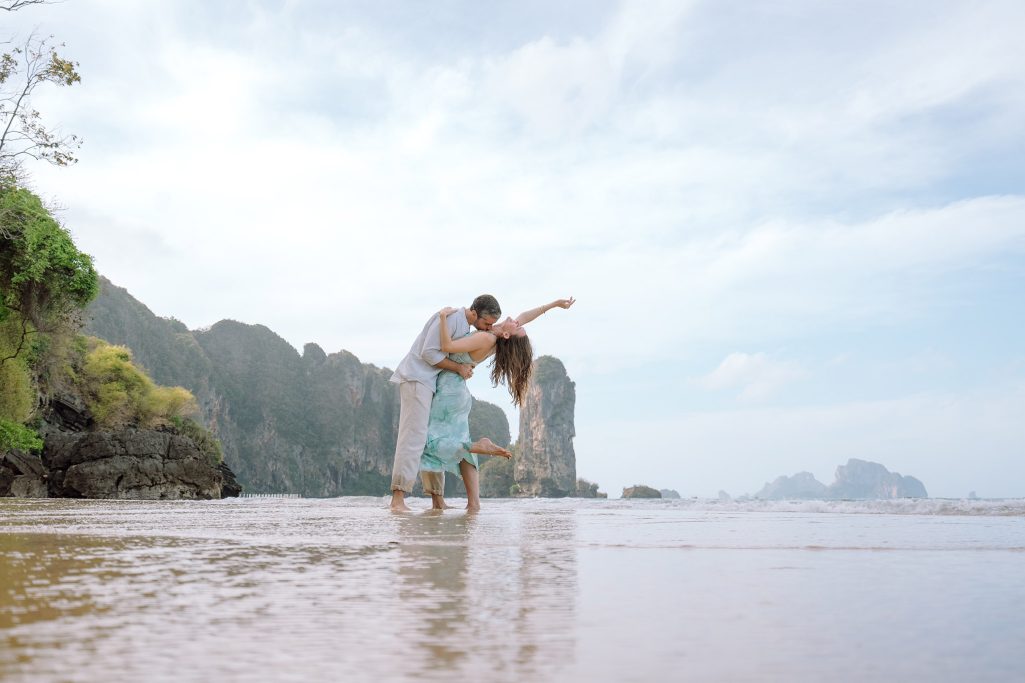 Couple, Couple photo shoot, Tub Kaek beach, Couple photography, Couple photographer, Krabi couple photo shoot
