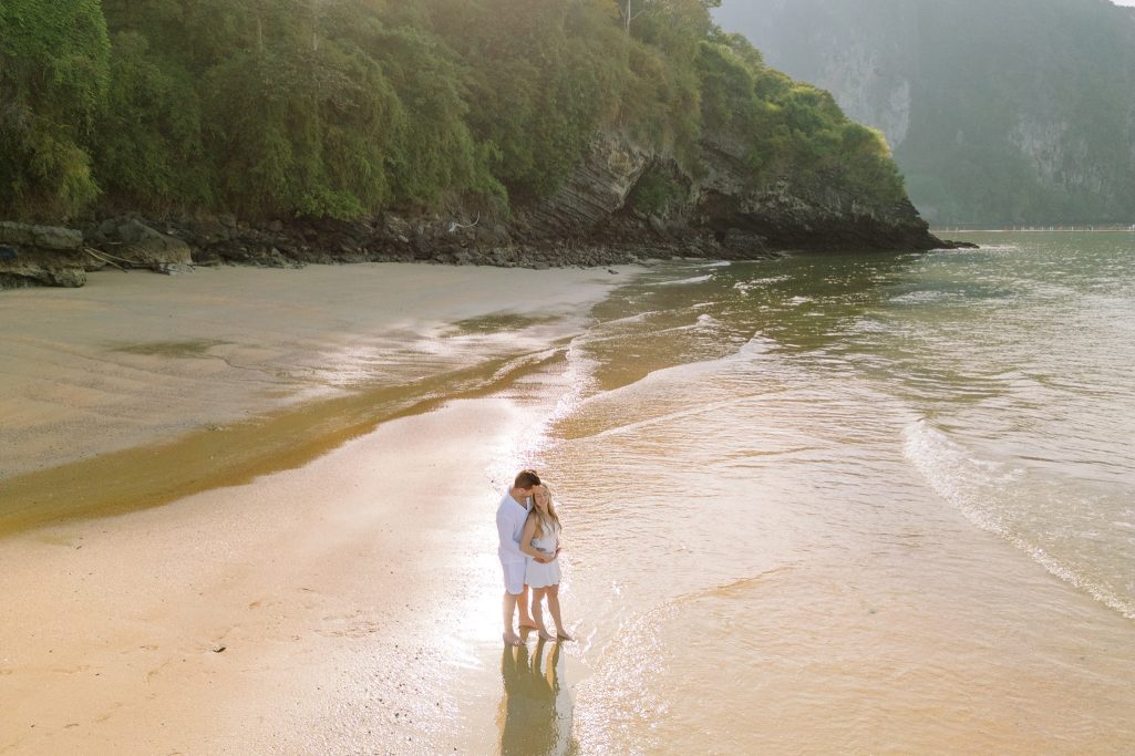 Couple, Couple photo shoot, Tub Kaek beach, Couple photography, Couple photographer, Krabi couple photo shoot