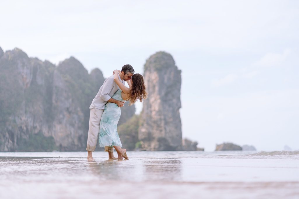 Couple, Couple photo shoot, Tub Kaek beach, Couple photography, Couple photographer, Krabi couple photo shoot
