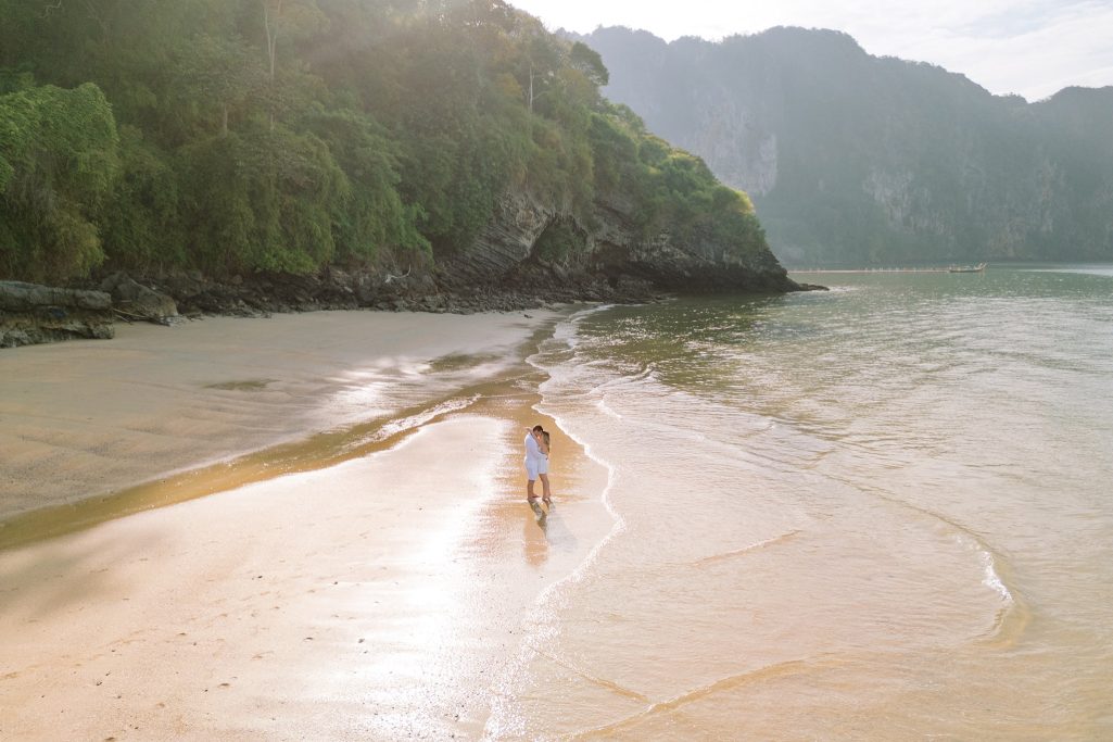 Couple, Couple photo shoot, Tub Kaek beach, Couple photography, Couple photographer, Krabi couple photo shoot