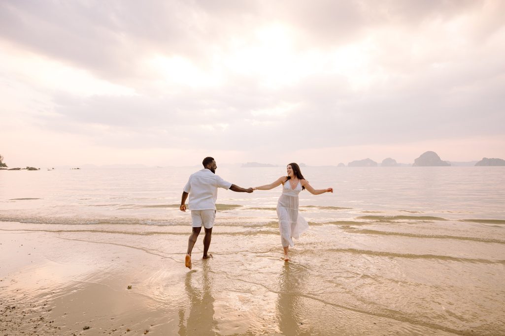 Couple, Couple photo shoot, Tub Kaek beach, Couple photography, Couple photographer, Krabi couple photo shoot