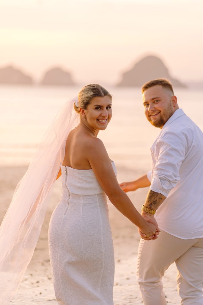 Couple, Couple photo shoot, Tub Kaek beach, Couple photography, Couple photographer, Krabi couple photo shoot