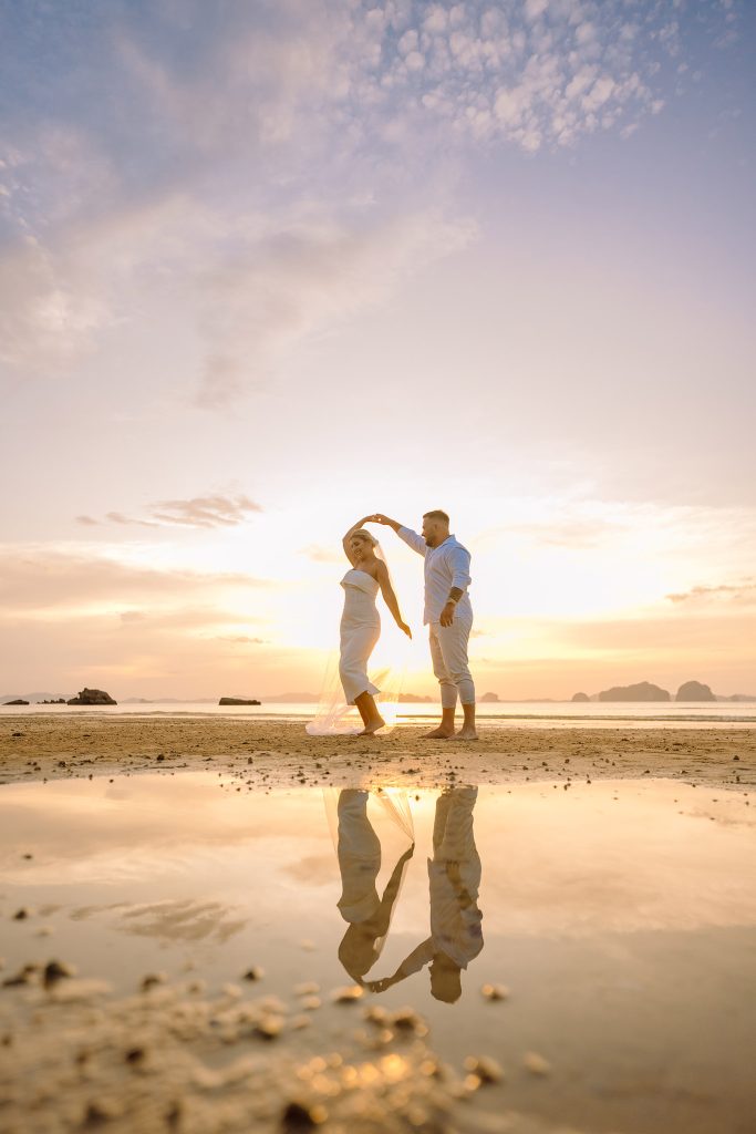 Couple, Couple photo shoot, Tub Kaek beach, Couple photography, Couple photographer, Krabi couple photo shoot