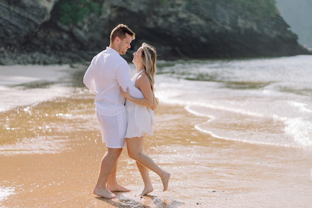 Couple, Couple photo shoot, Tub Kaek beach, Couple photography, Couple photographer, Krabi couple photo shoot