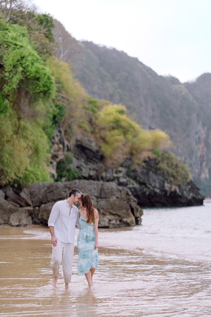 Couple, Couple photo shoot, Tub Kaek beach, Couple photography, Couple photographer, Krabi couple photo shoot