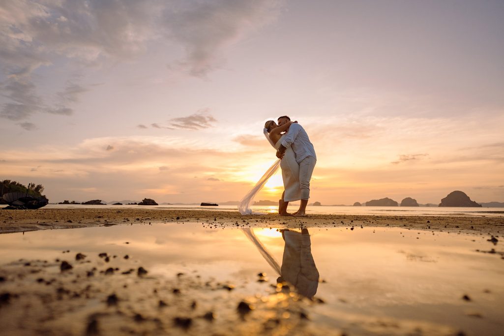 Couple, Couple photo shoot, Tub Kaek beach, Couple photography, Couple photographer, Krabi couple photo shoot