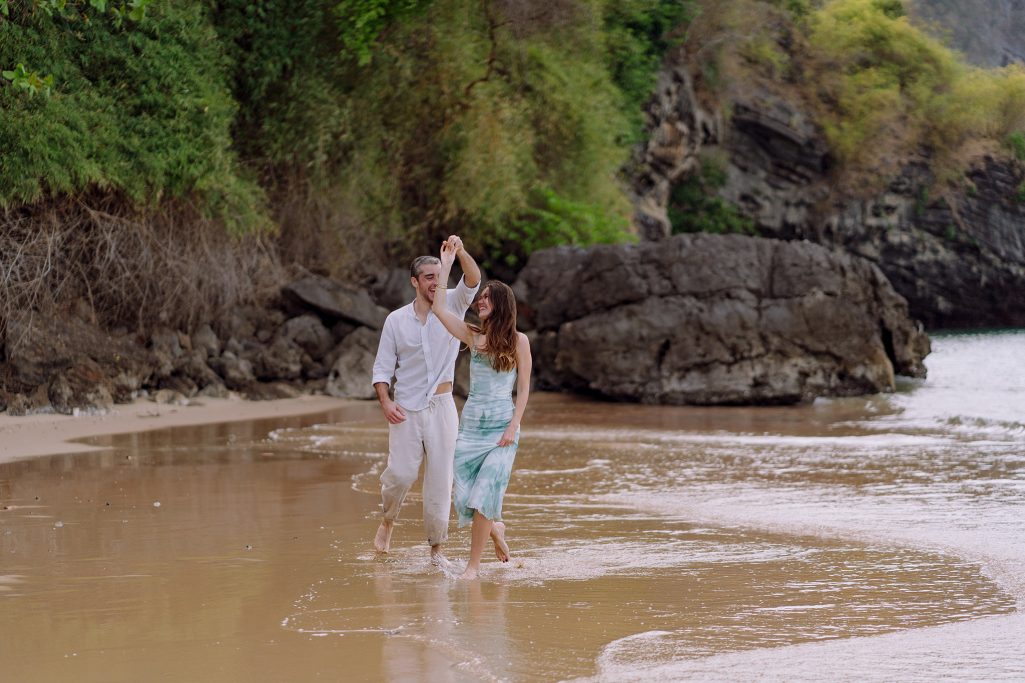 Couple, Couple photo shoot, Tub Kaek beach, Couple photography, Couple photographer, Krabi couple photo shoot