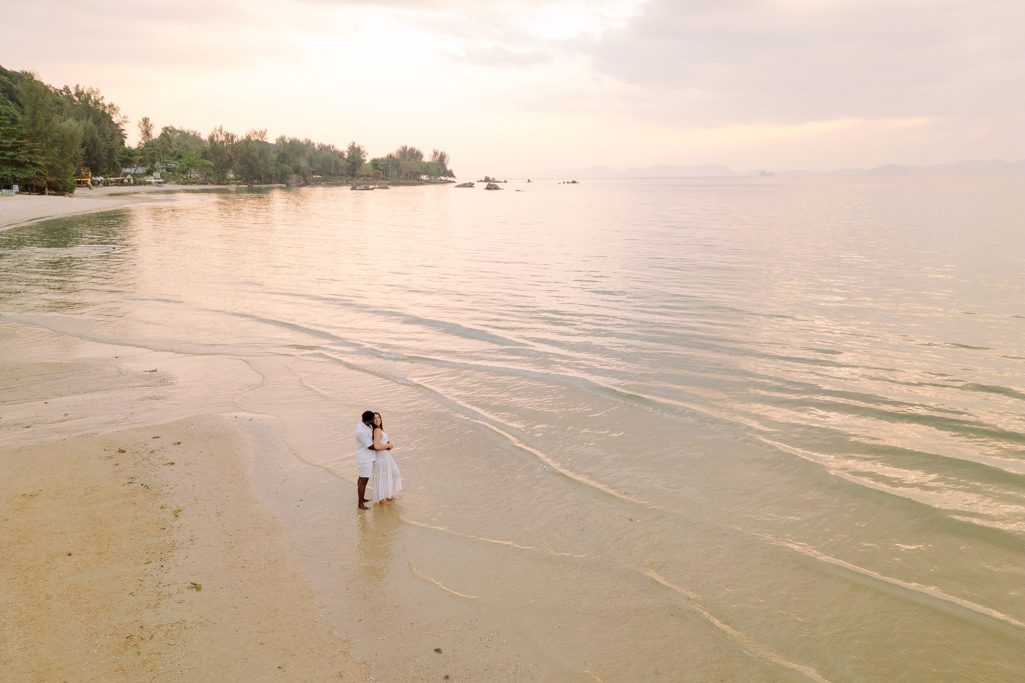 Couple, Couple photo shoot, Tub Kaek beach, Couple photography, Couple photographer, Krabi couple photo shoot
