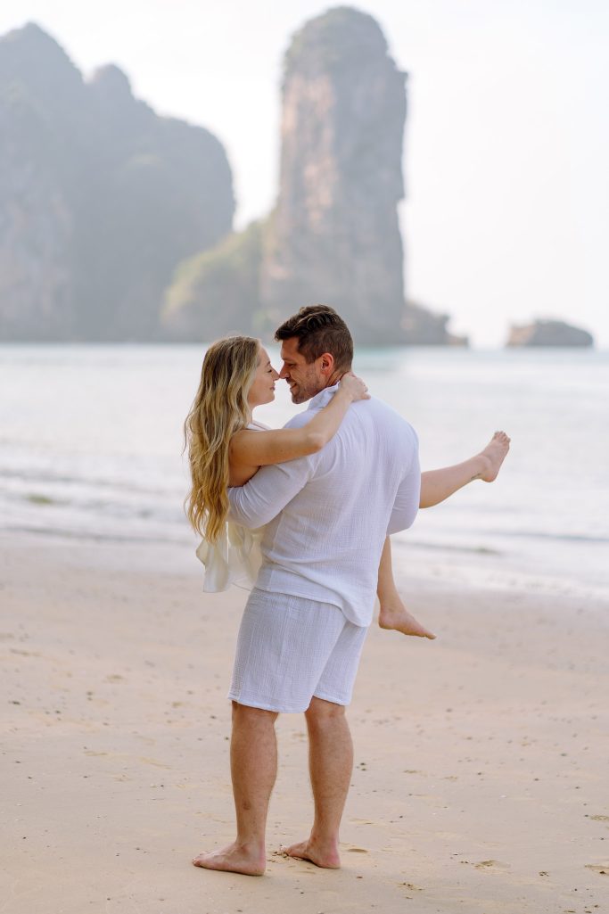 Couple, Couple photo shoot, Tub Kaek beach, Couple photography, Couple photographer, Krabi couple photo shoot