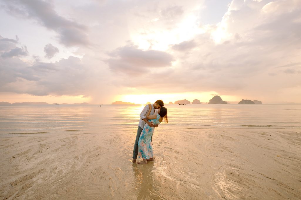 Krabi surprise proposal decoration planner, Krabi Wedding Planner, Krabi wedding, Krabi Wedding Planner, Krabi wedding organizer , Surprise proposal, Krabi surprise proposal photography, proposal decoration, surprise proposal photographer in Krabi
