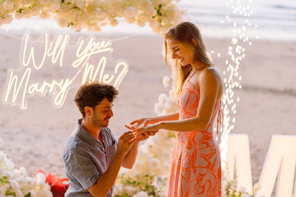 Krabi surprise proposal decoration planner, Krabi Wedding Planner, Krabi wedding, Krabi Wedding Planner, Krabi wedding organizer , Surprise proposal, Krabi surprise proposal photography, proposal decoration, surprise proposal photographer in Krabi