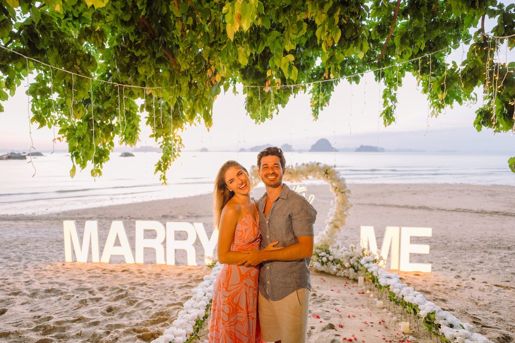 Krabi surprise proposal decoration planner, Krabi Wedding Planner, Krabi wedding, Krabi Wedding Planner, Krabi wedding organizer , Surprise proposal, Krabi surprise proposal photography, proposal decoration, surprise proposal photographer in Krabi