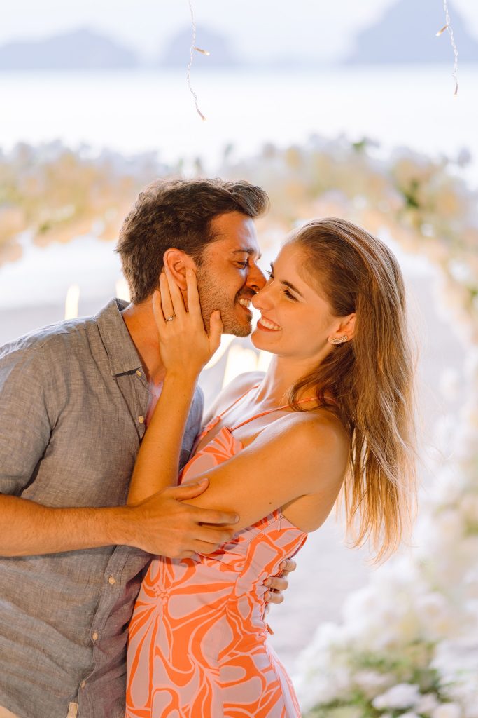 Krabi surprise proposal decoration planner, Krabi Wedding Planner, Krabi wedding, Krabi Wedding Planner, Krabi wedding organizer , Surprise proposal, Krabi surprise proposal photography, proposal decoration, surprise proposal photographer in Krabi