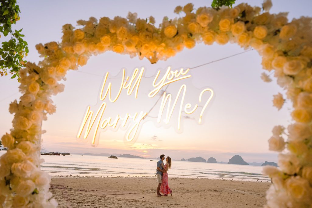 Krabi surprise proposal decoration planner, Krabi Wedding Planner, Krabi wedding, Krabi Wedding Planner, Krabi wedding organizer , Surprise proposal, Krabi surprise proposal photography, proposal decoration, surprise proposal photographer in Krabi