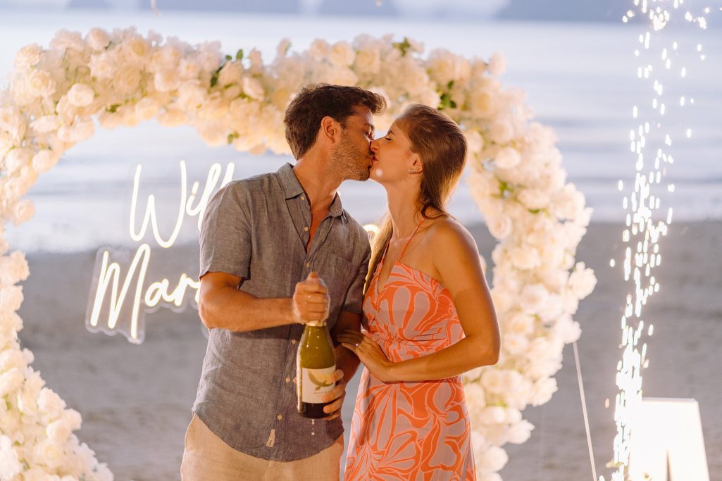 Krabi surprise proposal decoration planner, Krabi Wedding Planner, Krabi wedding, Krabi Wedding Planner, Krabi wedding organizer , Surprise proposal, Krabi surprise proposal photography, proposal decoration, surprise proposal photographer in Krabi