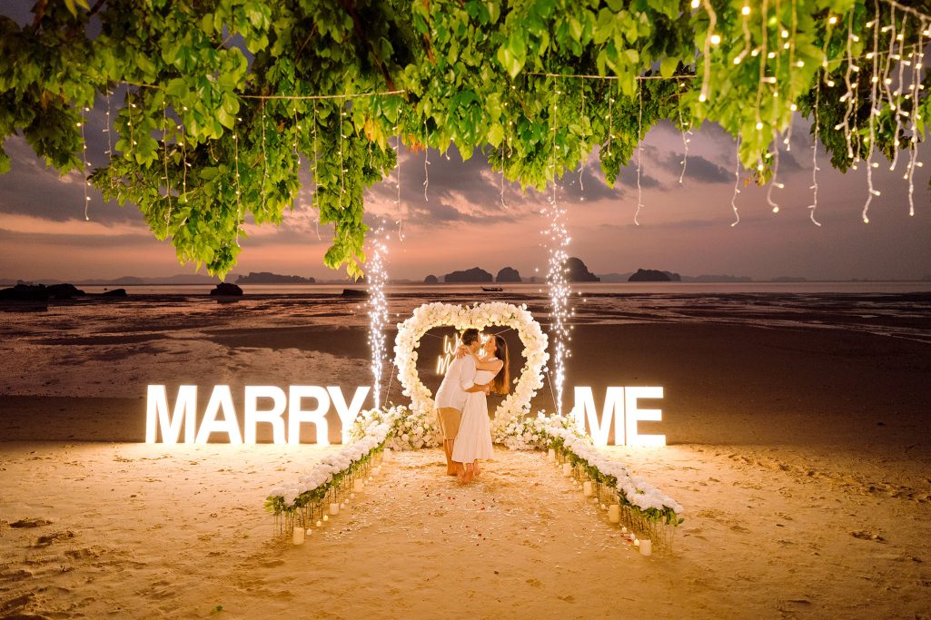 Krabi surprise proposal decoration planner, Krabi Wedding Planner, Krabi wedding, Krabi Wedding Planner, Krabi wedding organizer , Surprise proposal, Krabi surprise proposal photography, proposal decoration, surprise proposal photographer in Krabi