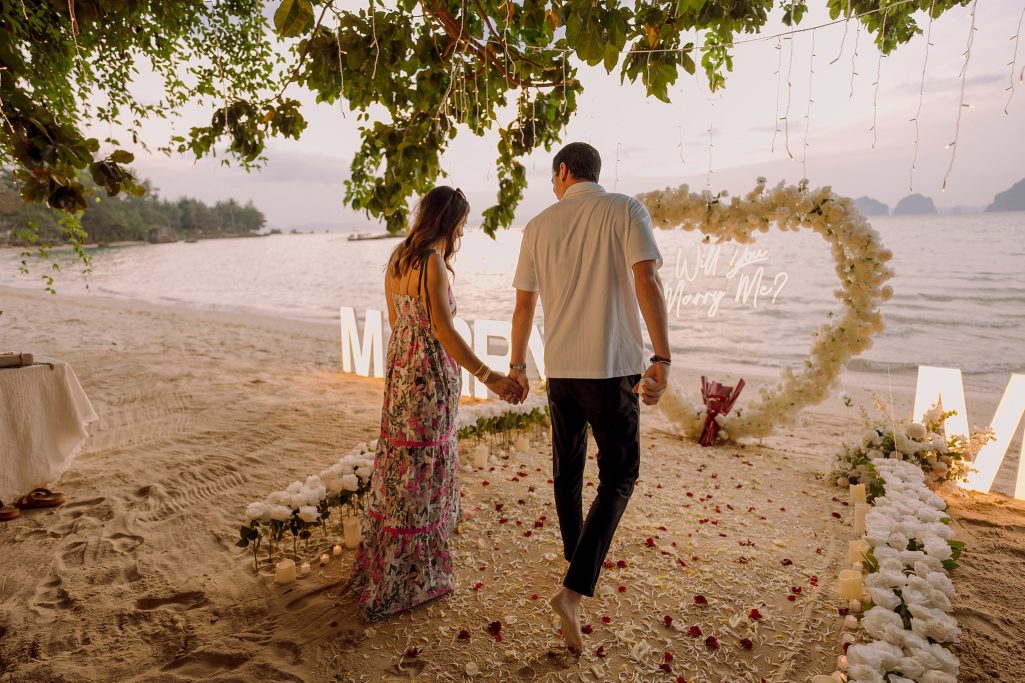 Krabi surprise proposal decoration planner, Krabi Wedding Planner, Krabi wedding, Krabi Wedding Planner, Krabi wedding organizer , Surprise proposal, Krabi surprise proposal photography, proposal decoration, surprise proposal photographer in Krabi