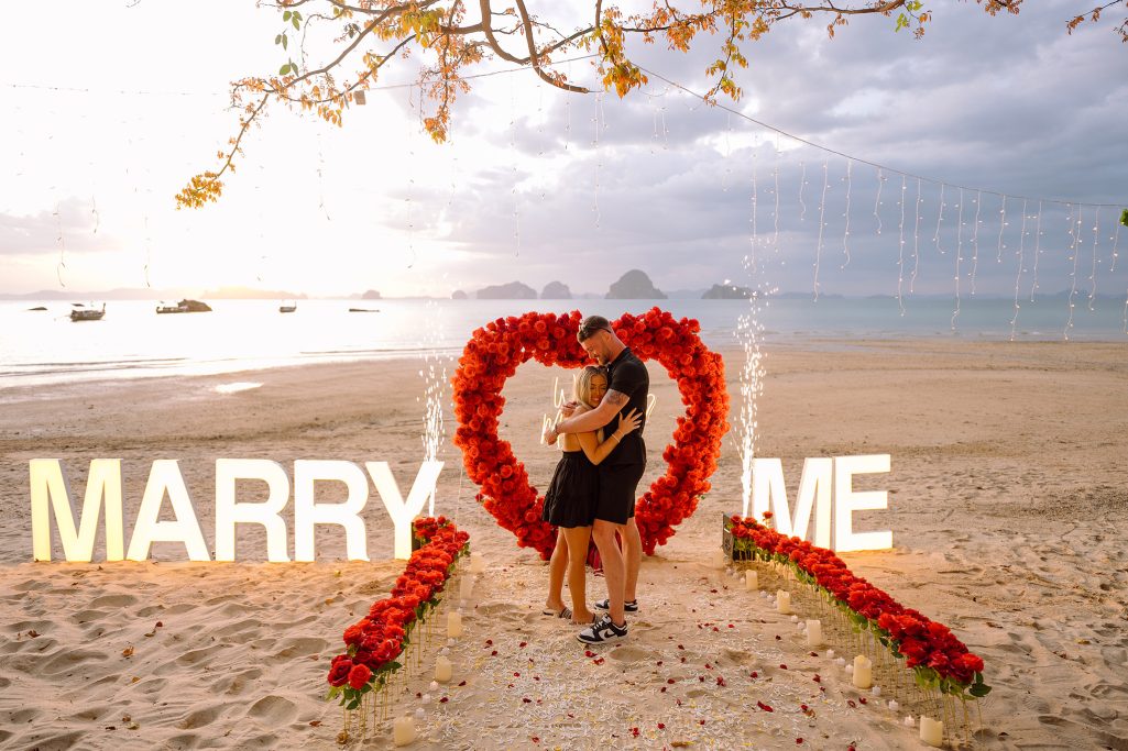 Krabi surprise proposal decoration planner, Krabi Wedding Planner, Krabi wedding, Krabi Wedding Planner, Krabi wedding organizer , Surprise proposal, Krabi surprise proposal photography, proposal decoration, surprise proposal photographer in Krabi