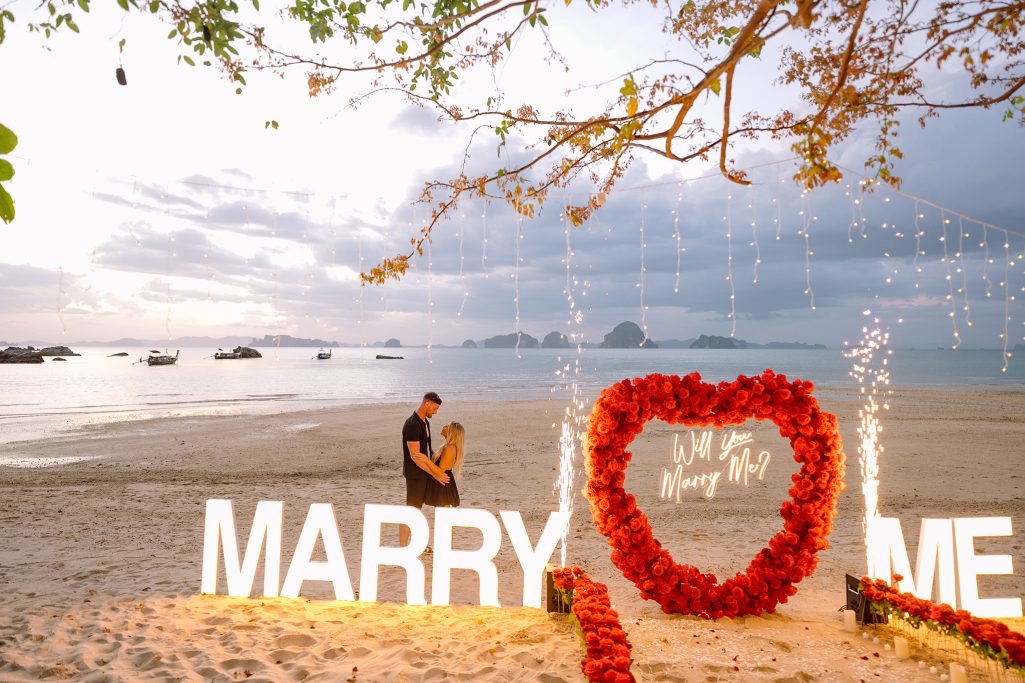 Krabi surprise proposal decoration planner, Krabi Wedding Planner, Krabi wedding, Krabi Wedding Planner, Krabi wedding organizer , Surprise proposal, Krabi surprise proposal photography, proposal decoration, surprise proposal photographer in Krabi
