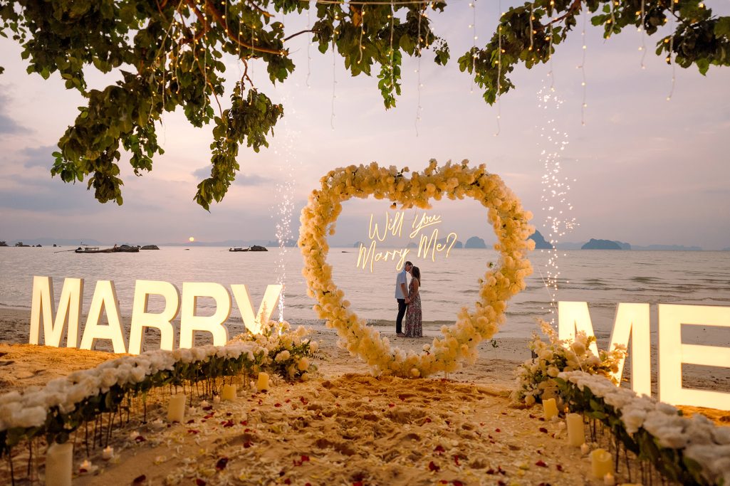 Krabi surprise proposal decoration planner, Krabi Wedding Planner, Krabi wedding, Krabi Wedding Planner, Krabi wedding organizer , Surprise proposal, Krabi surprise proposal photography, proposal decoration, surprise proposal photographer in Krabi