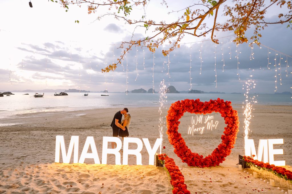 Krabi surprise proposal decoration planner, Krabi Wedding Planner, Krabi wedding, Krabi Wedding Planner, Krabi wedding organizer , Surprise proposal, Krabi surprise proposal photography, proposal decoration, surprise proposal photographer in Krabi