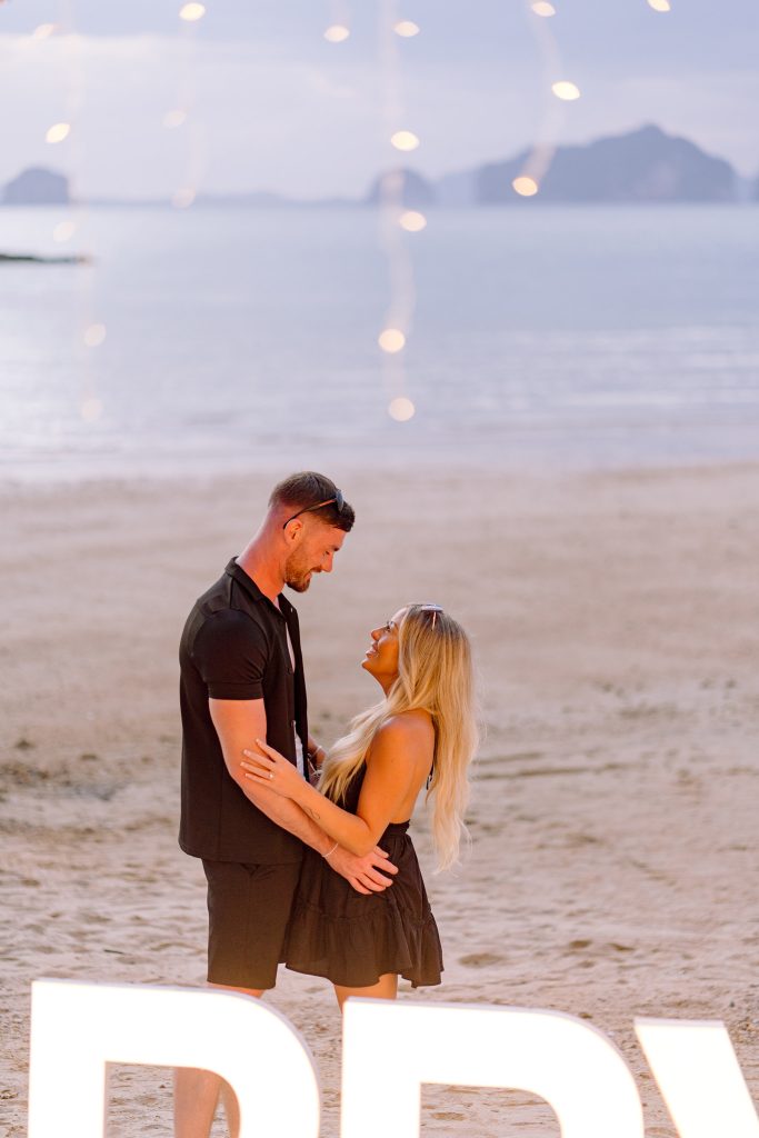 Krabi surprise proposal decoration planner, Krabi Wedding Planner, Krabi wedding, Krabi Wedding Planner, Krabi wedding organizer , Surprise proposal, Krabi surprise proposal photography, proposal decoration, surprise proposal photographer in Krabi