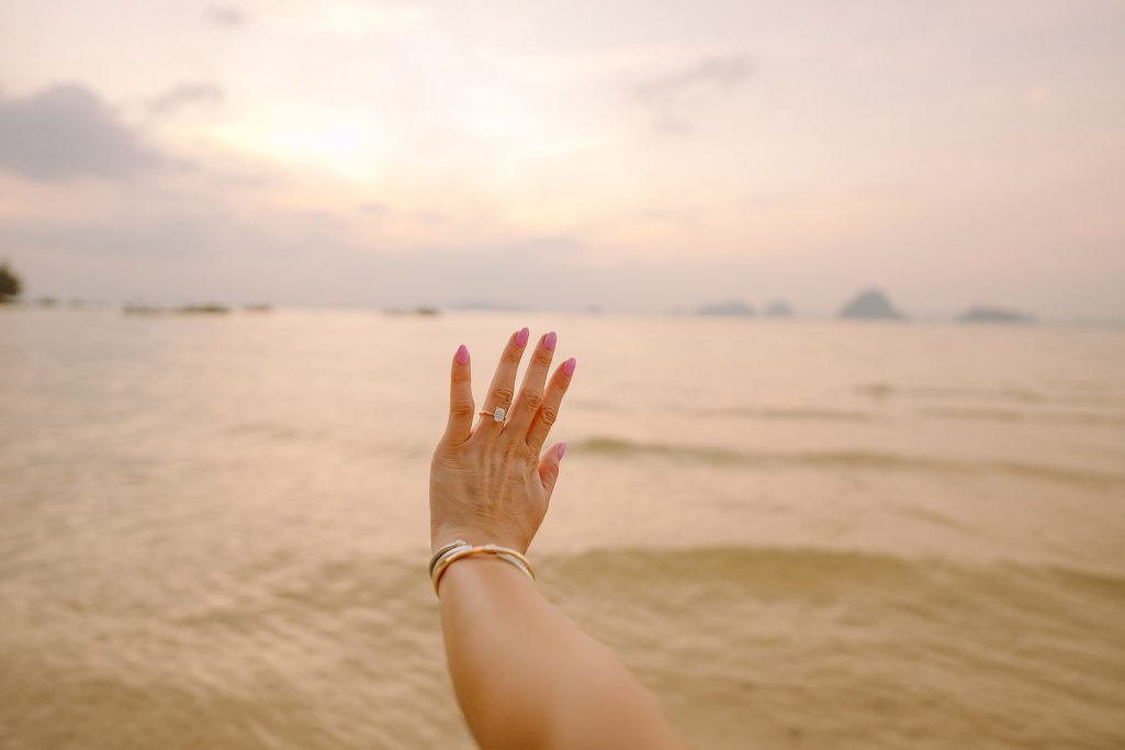 Krabi surprise proposal decoration planner, Krabi Wedding Planner, Krabi wedding, Krabi Wedding Planner, Krabi wedding organizer , Surprise proposal, Krabi surprise proposal photography, proposal decoration, surprise proposal photographer in Krabi