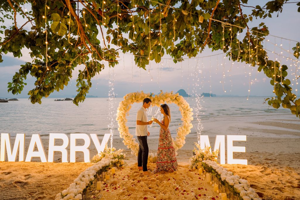 Krabi surprise proposal decoration planner, Krabi Wedding Planner, Krabi wedding, Krabi Wedding Planner, Krabi wedding organizer , Surprise proposal, Krabi surprise proposal photography, proposal decoration, surprise proposal photographer in Krabi