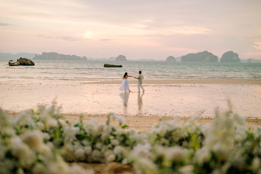 Krabi surprise proposal decoration planner, Krabi Wedding Planner, Krabi wedding, Krabi Wedding Planner, Krabi wedding organizer , Surprise proposal, Krabi surprise proposal photography, proposal decoration, surprise proposal photographer in Krabi